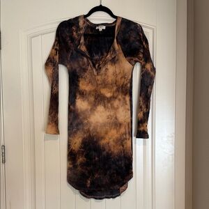 Umgee Blue and Tan Ribbed Top